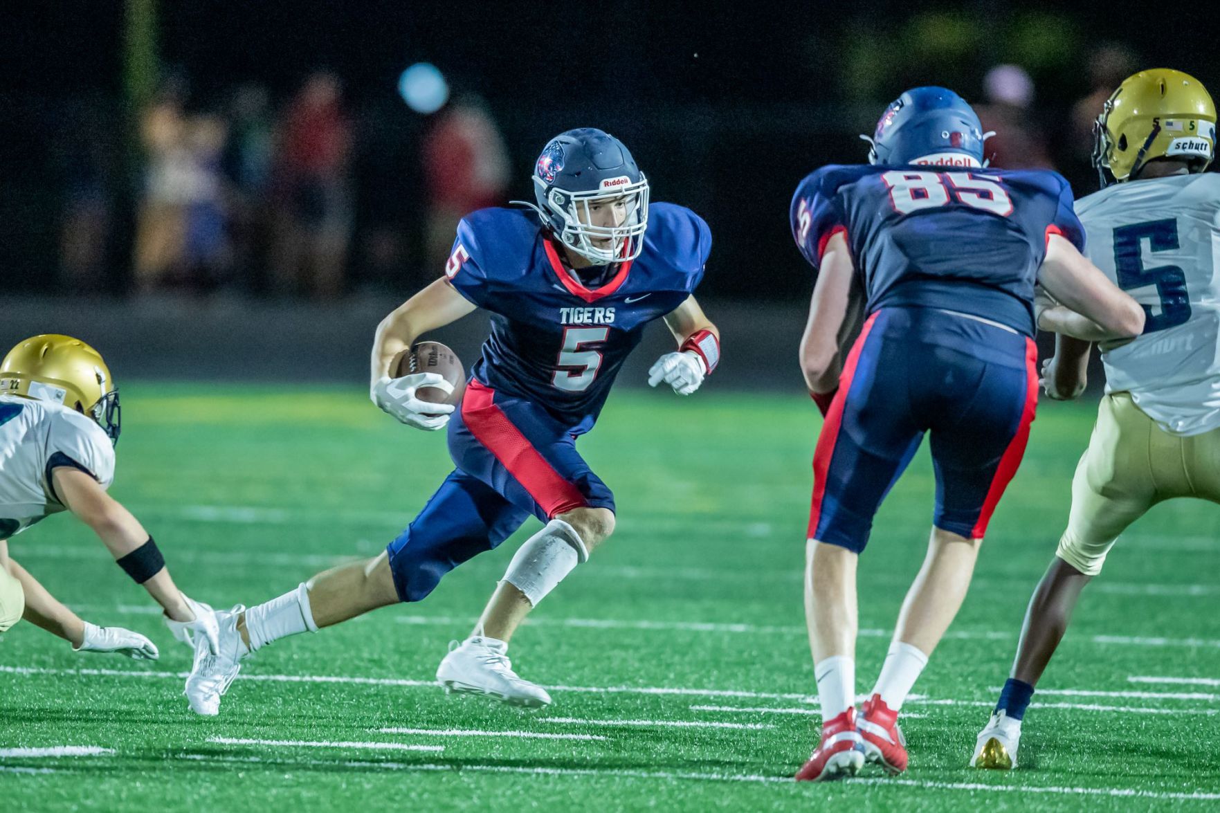 IHS football opener_10.jpg